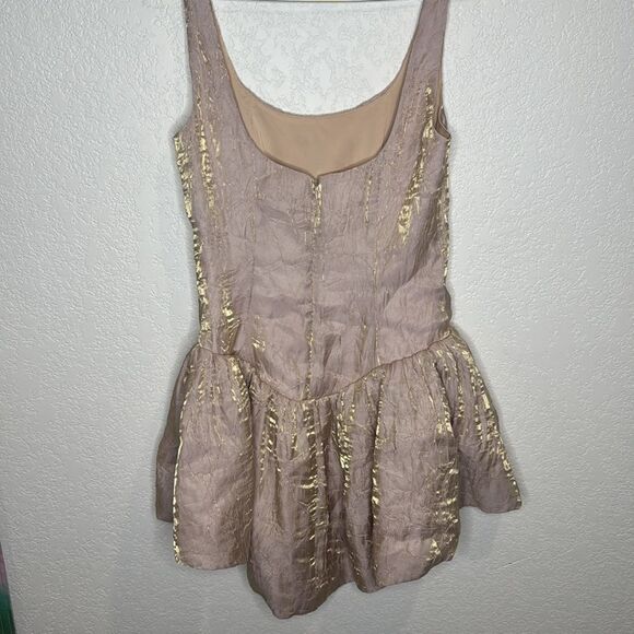 NWT NBD Revolve Anndreah Mini Dress in Blush Metallic Small - Picture 7 of 15